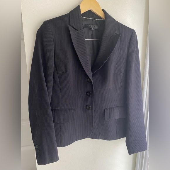 Anne Klein Black Pinstripe Tailored Blazer Professional Suit Jacket Size 4 Women - Picture 1 of 6